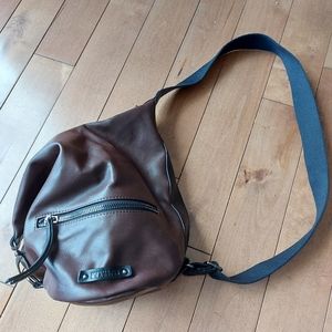 Kenneth Cole Reaction sling bag brown leather sling bag